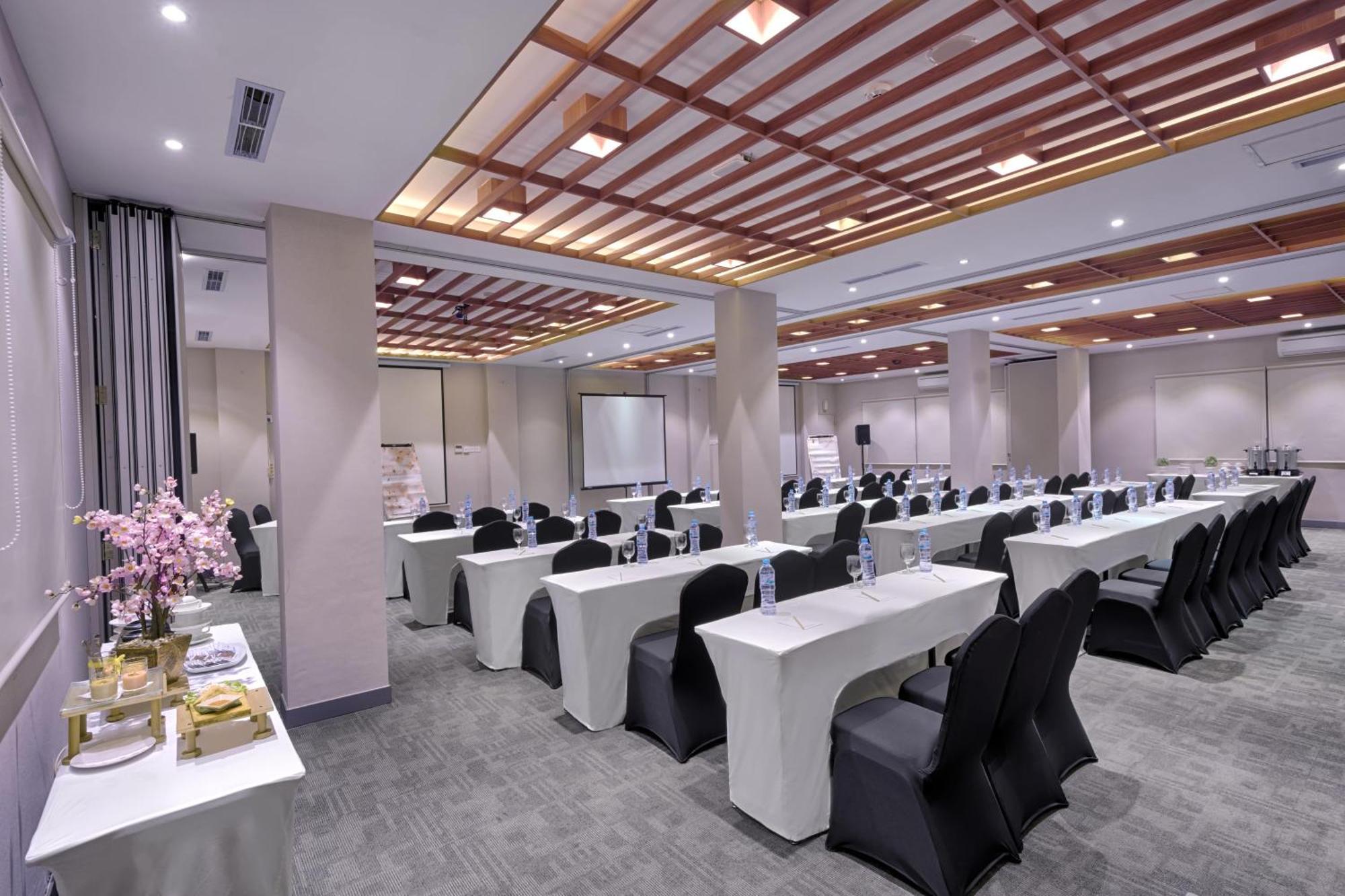 Kuretakeso Kemang Hotel Τζακάρτα Εξωτερικό φωτογραφία